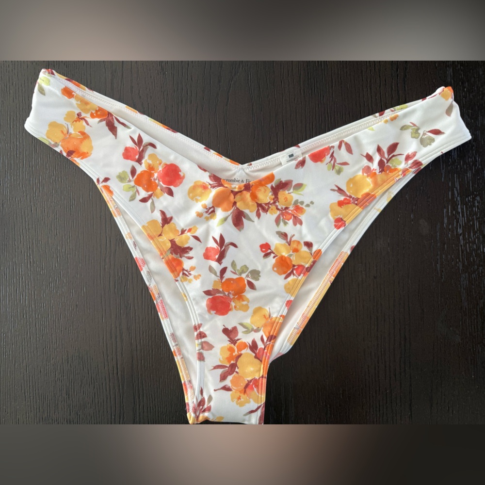 Abercrombie high leg cheeky swimsuit bottoms